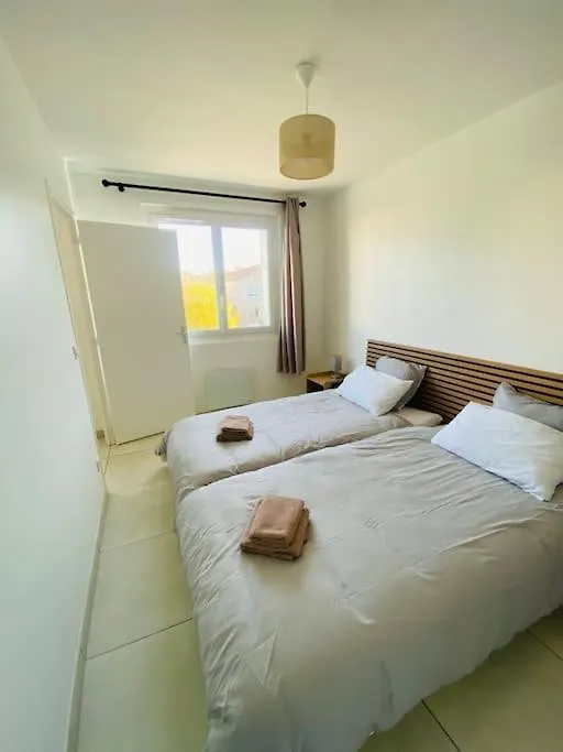 T4 Neuf Et Climatise Avec Garage Apartment Bourg-les-Valence France
